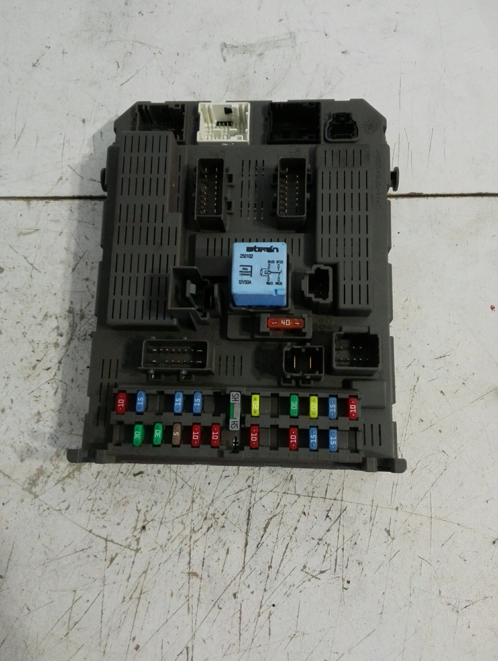    (bsi)  807 2.0 | Mobile.bg   1