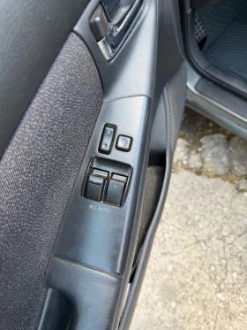 Toyota Corolla 1.6 VVT-i Газ/Бензин, снимка 10