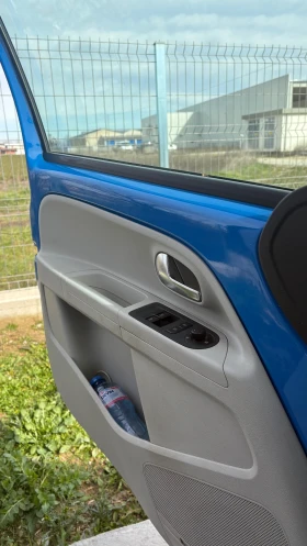 VW Up - 9500 € / 18580.38 лв. - 53867943 7