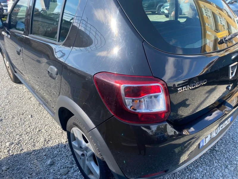 Dacia Sandero STEPWAY-NAVI, снимка 3 - Автомобили и джипове - 40364310