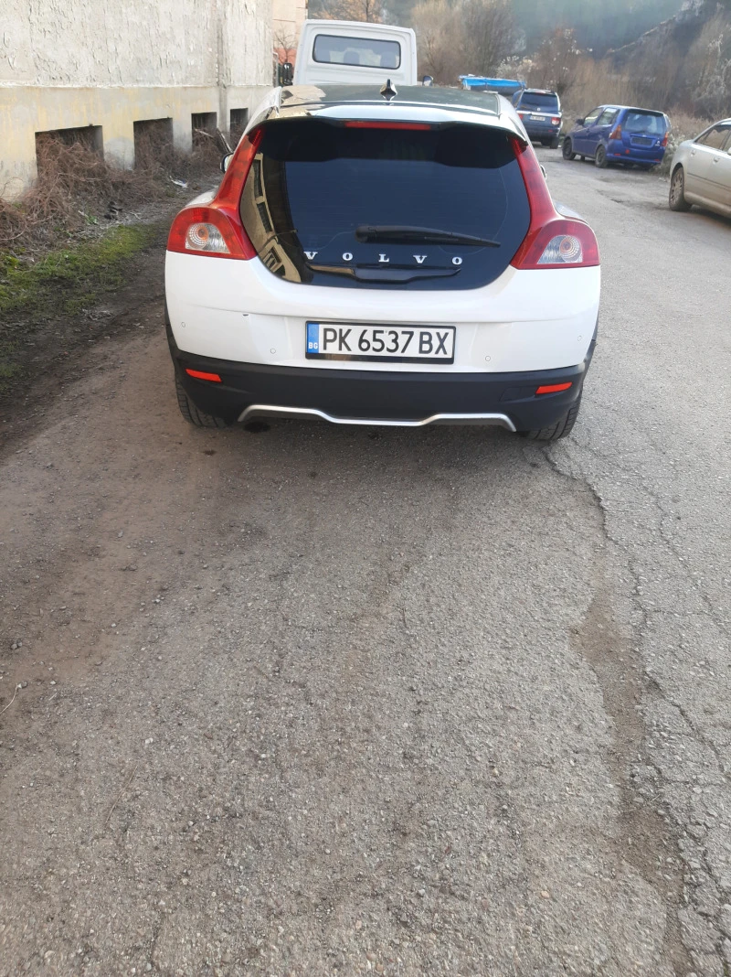 Volvo C30 Лек, снимка 10 - Автомобили и джипове - 47647699