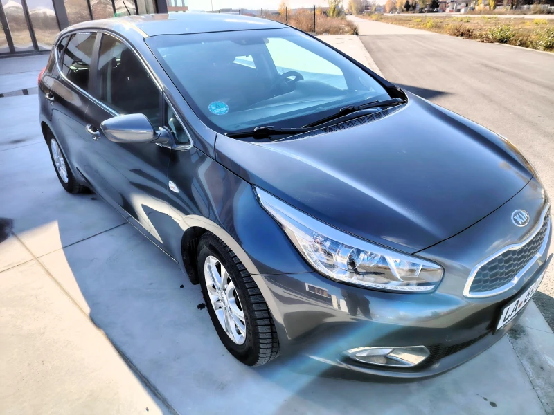 Kia Ceed 1, 6 GDI, снимка 1 - Автомобили и джипове - 47884361