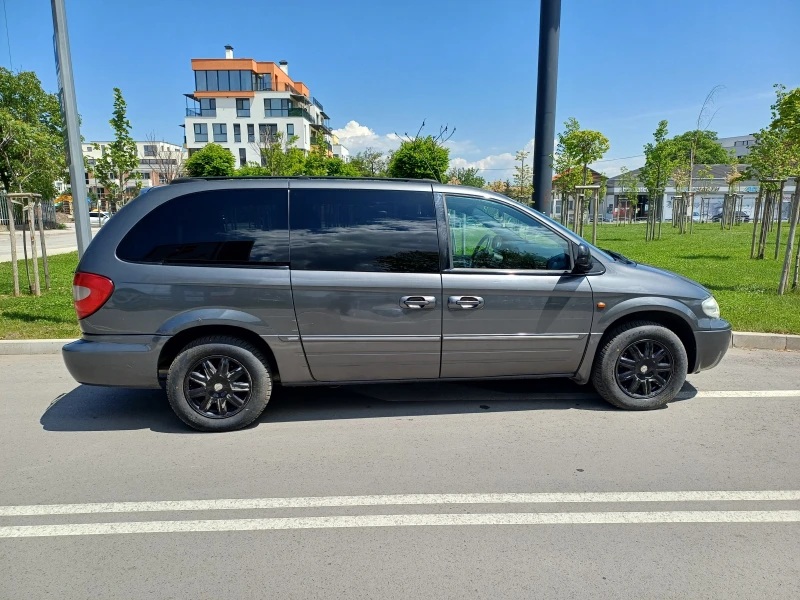 Chrysler Gr.voyager 2.8 CRDI Автоматик , снимка 8 - Автомобили и джипове - 48292353