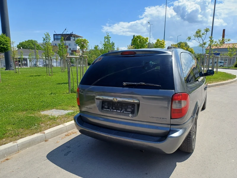 Chrysler Gr.voyager 2.8 CRDI Автоматик , снимка 6 - Автомобили и джипове - 48292353