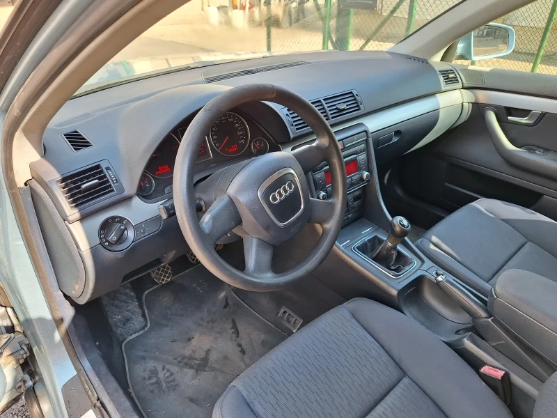 Audi A4 B 7 2.0 TDI, снимка 8 - Автомобили и джипове - 48603895