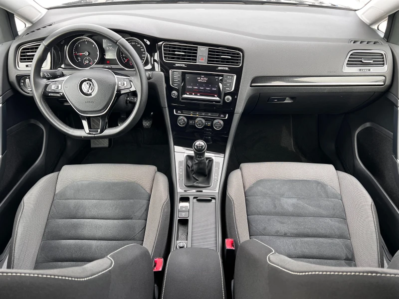 VW Golf 1.6TDi Highline ГАРАНТИРАН ПРОБЕГ, снимка 7 - Автомобили и джипове - 49303148