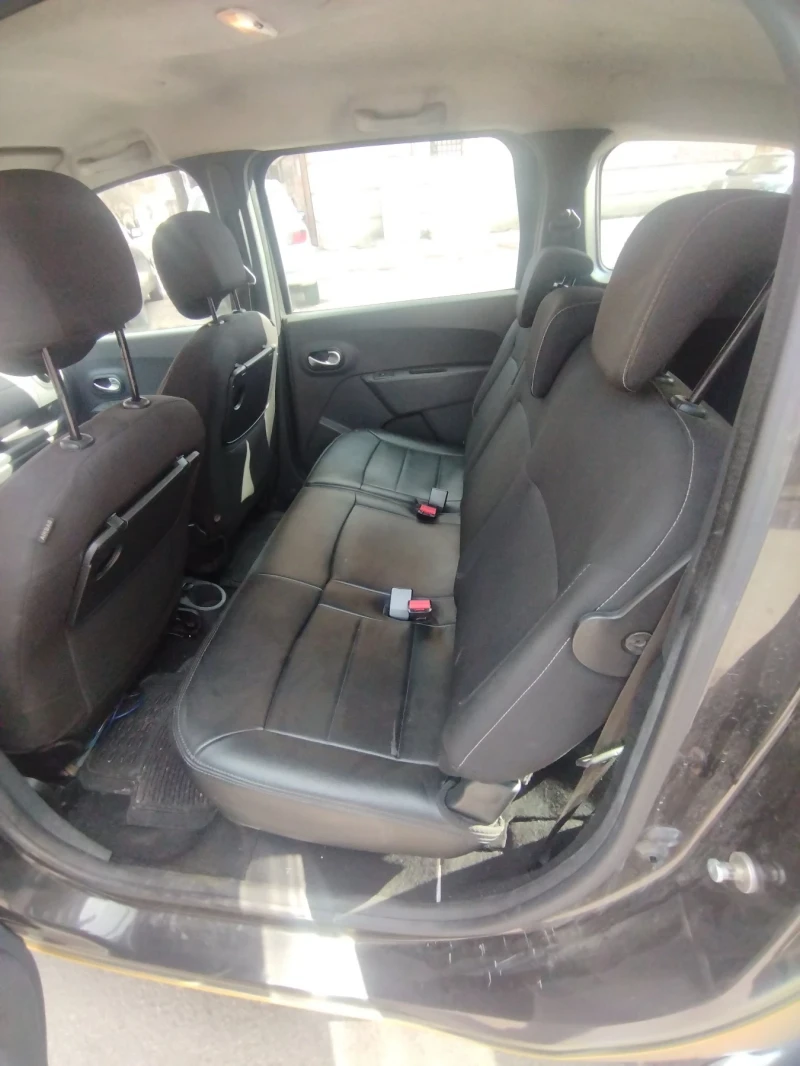 Dacia Lodgy 1.6 Газ, снимка 3 - Автомобили и джипове - 49357035