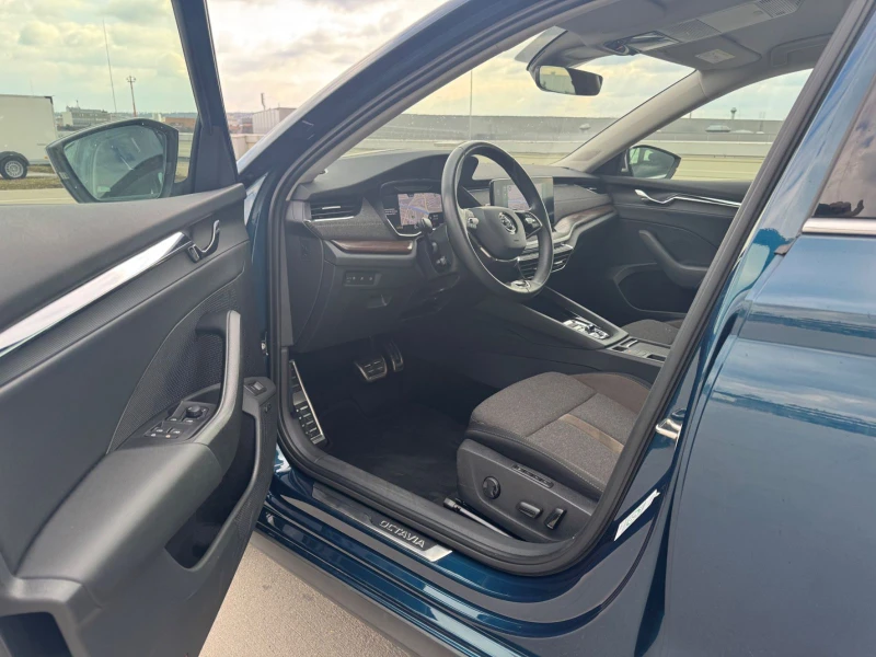 Skoda Octavia SCOUT/150HP/4X4/2.0-TDI/DSG/NAVI/ACC/103epr, снимка 14 - Автомобили и джипове - 50209935