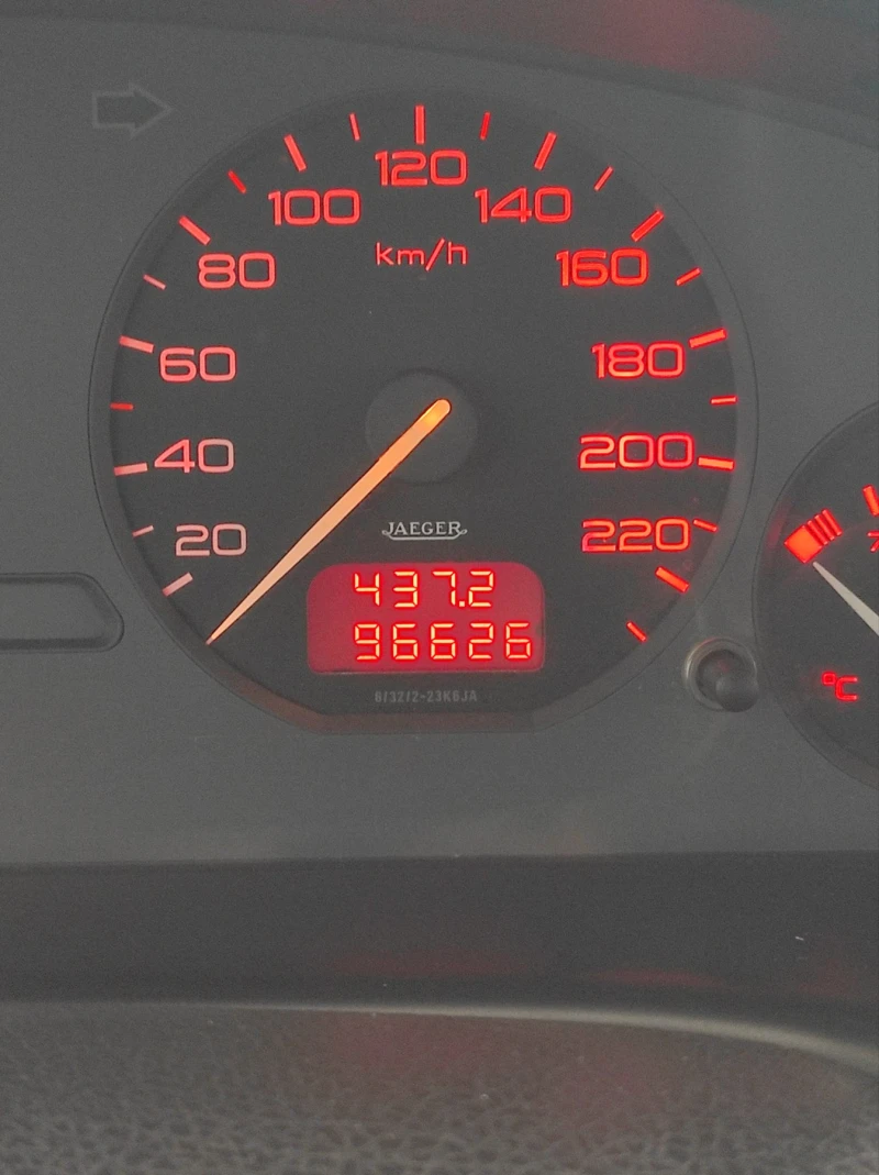 Peugeot 406 УНИКАТ, снимка 13 - Автомобили и джипове - 52516844