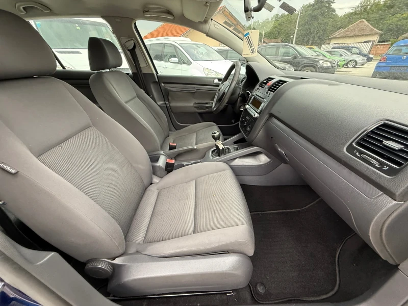 VW Golf 2.0SDI ЛИЗИНГ, снимка 13 - Автомобили и джипове - 51190945