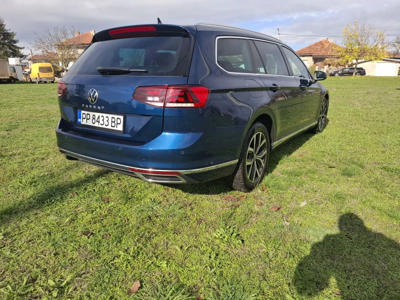VW Passat ELEGANCE* FACE* DISTRONIC* ОБСЛУЖЕНА* , снимка 8 - Автомобили и джипове - 52387965