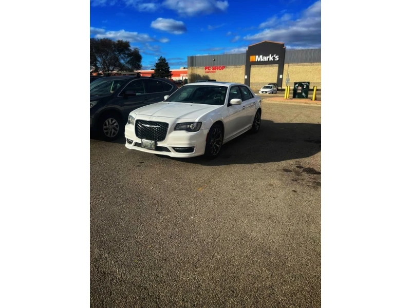 Chrysler 300c 5.7 V8 * * CARFAX * * АВТО КРЕДИТ * * 