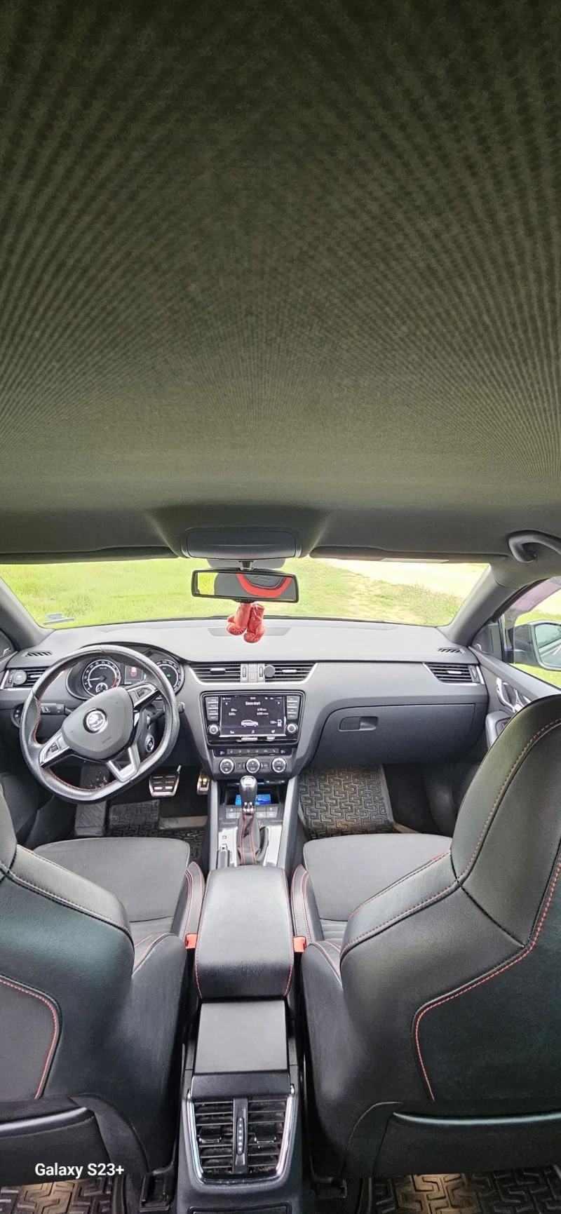 Skoda Octavia 2.0 TDI VRS, снимка 9 - Автомобили и джипове - 53233826