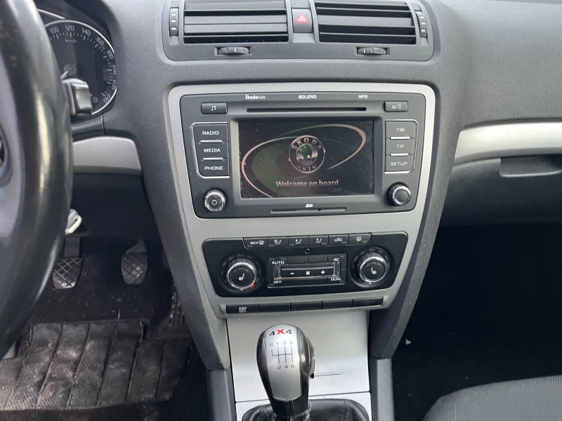 Skoda Octavia 1.8TSI 4X4 CDA, снимка 17 - Автомобили и джипове - 53375190