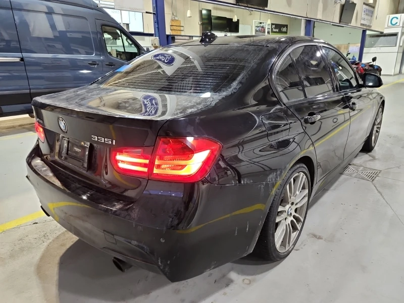 BMW 335 i xDrive | HEAD UP | M-PACK | CARFAX, снимка 3 - Автомобили и джипове - 53496819