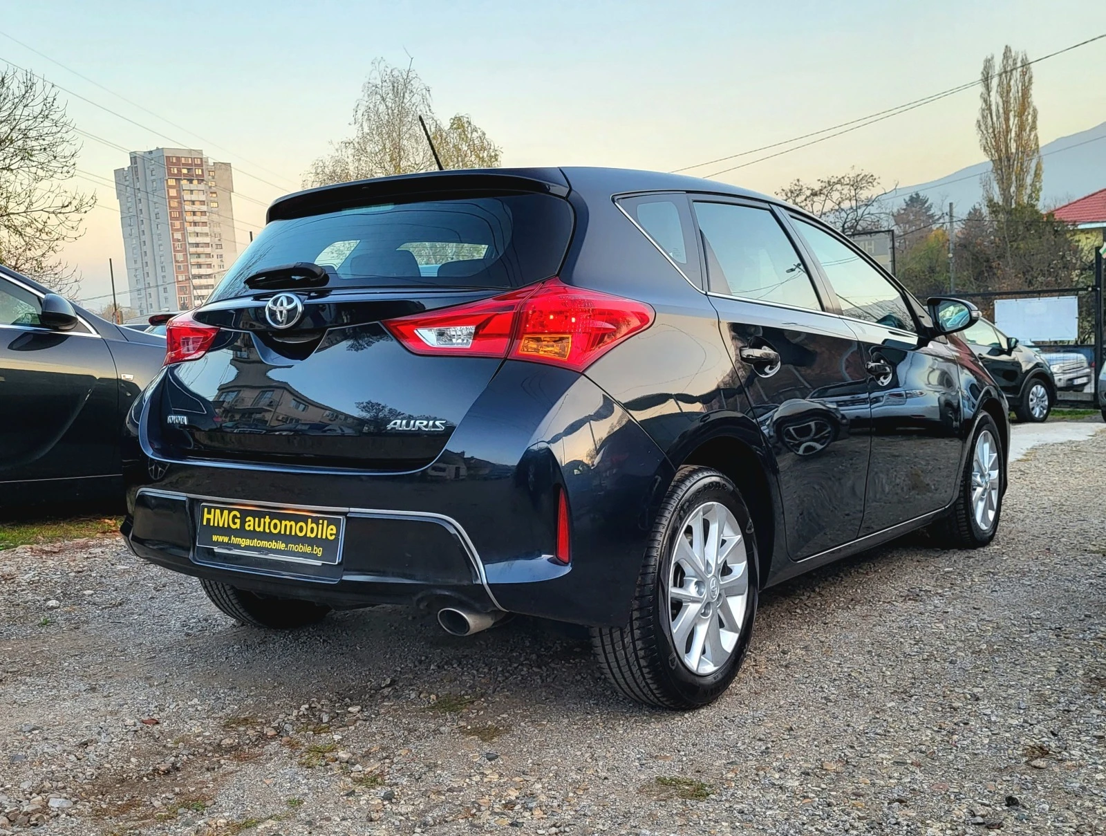 Toyota Auris 2.0 D4D / NAVY / KEYLESS / КАМЕРА / - изображение 6