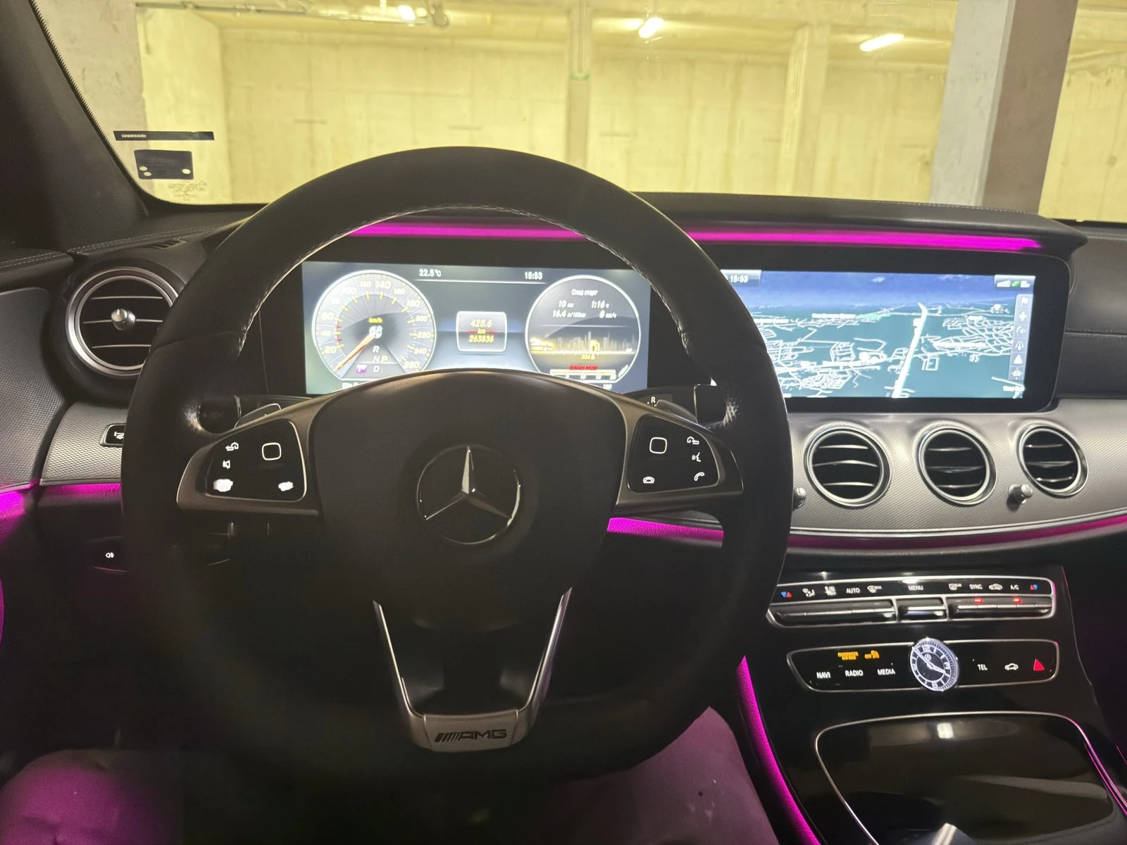 Mercedes-Benz E 220 AMG PACK / ПЛАТЕНО ГОДИШНО КАСКО  - изображение 9