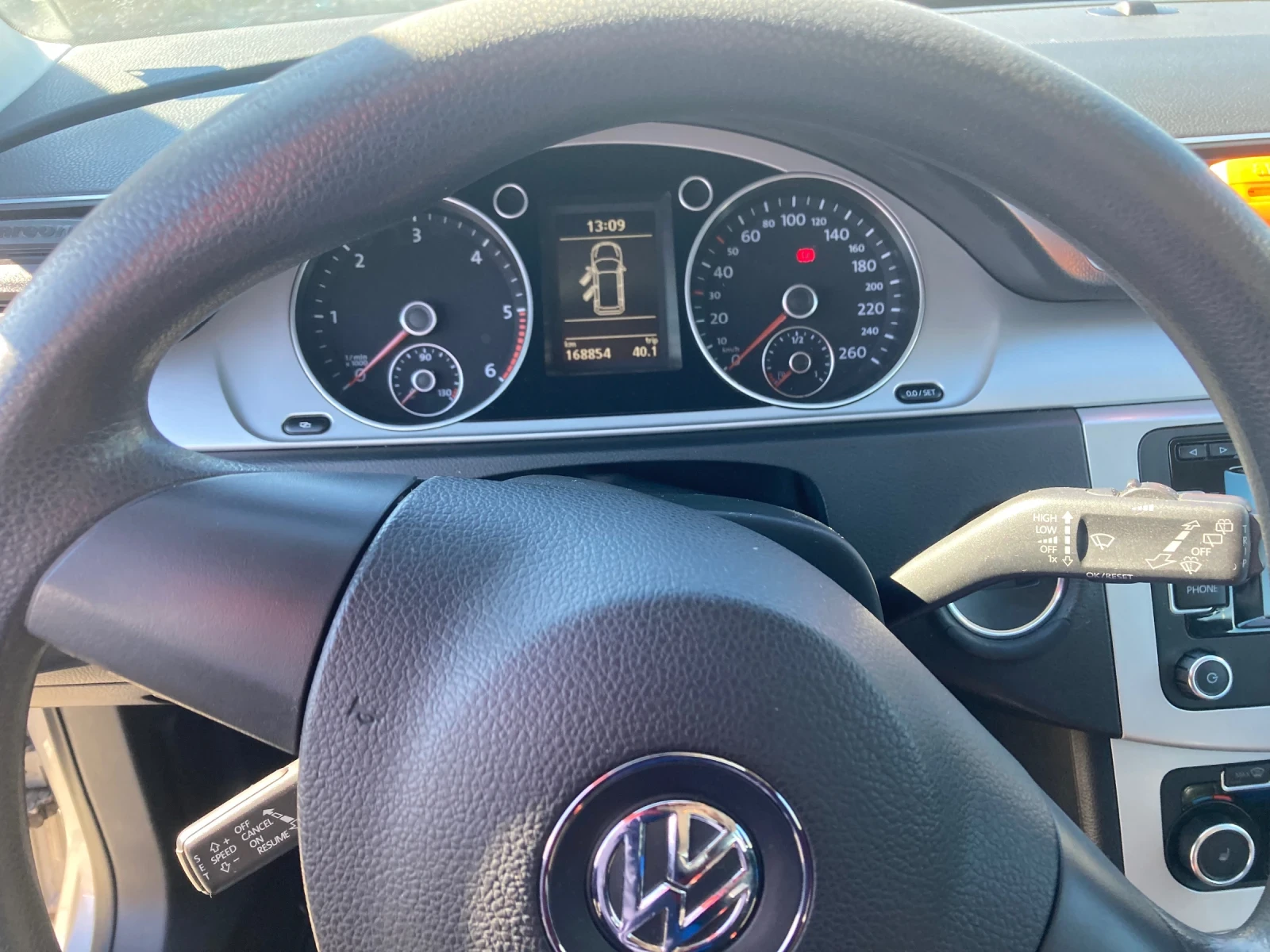 VW Passat B7 2.0 140 Hp  BLUEMOTION - изображение 6