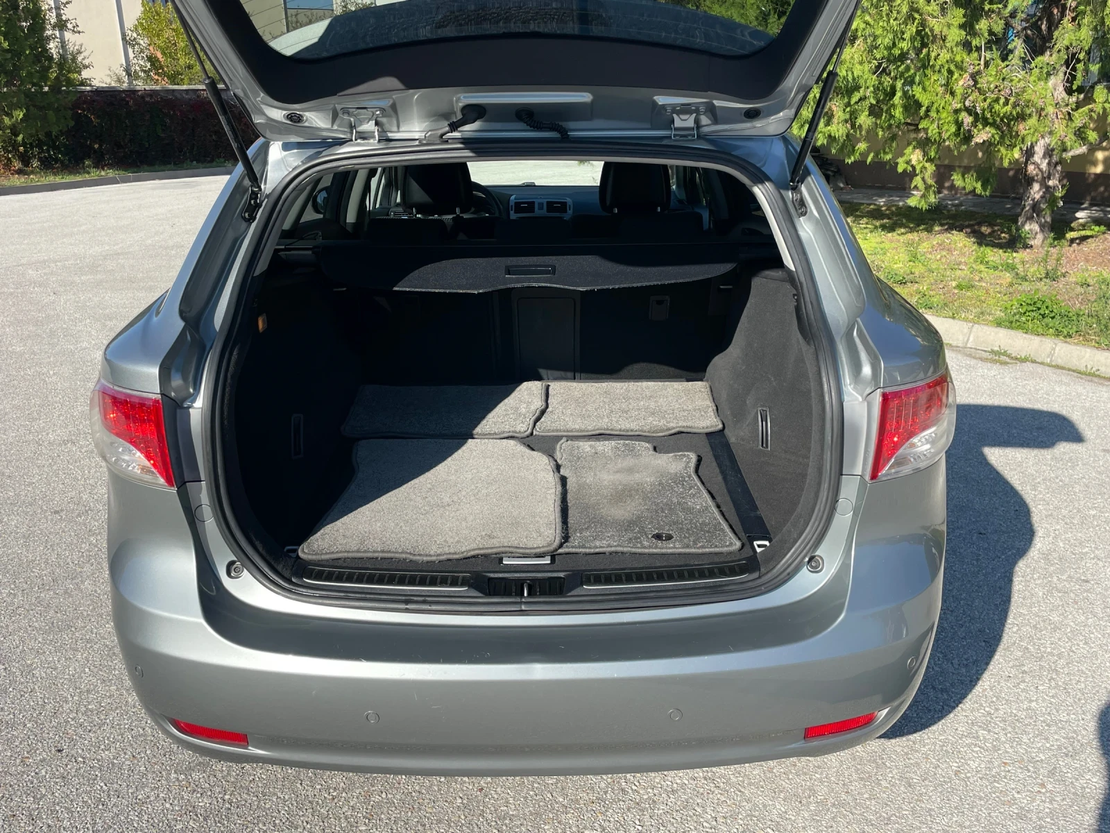 Toyota Avensis 1.8i 147к.с. AUTOMAT NAVI CAMERA ГЕРМАНИЯ - изображение 5
