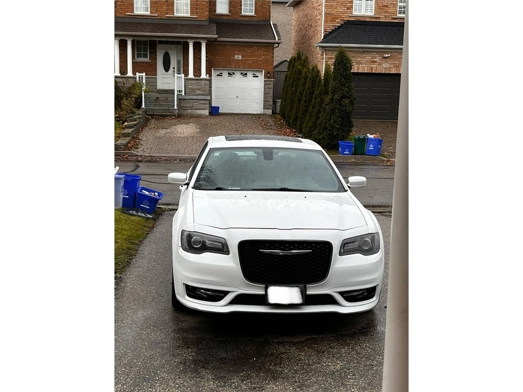 Chrysler 300c 5.7 V8 * * CARFAX * * АВТО КРЕДИТ * *  - изображение 2