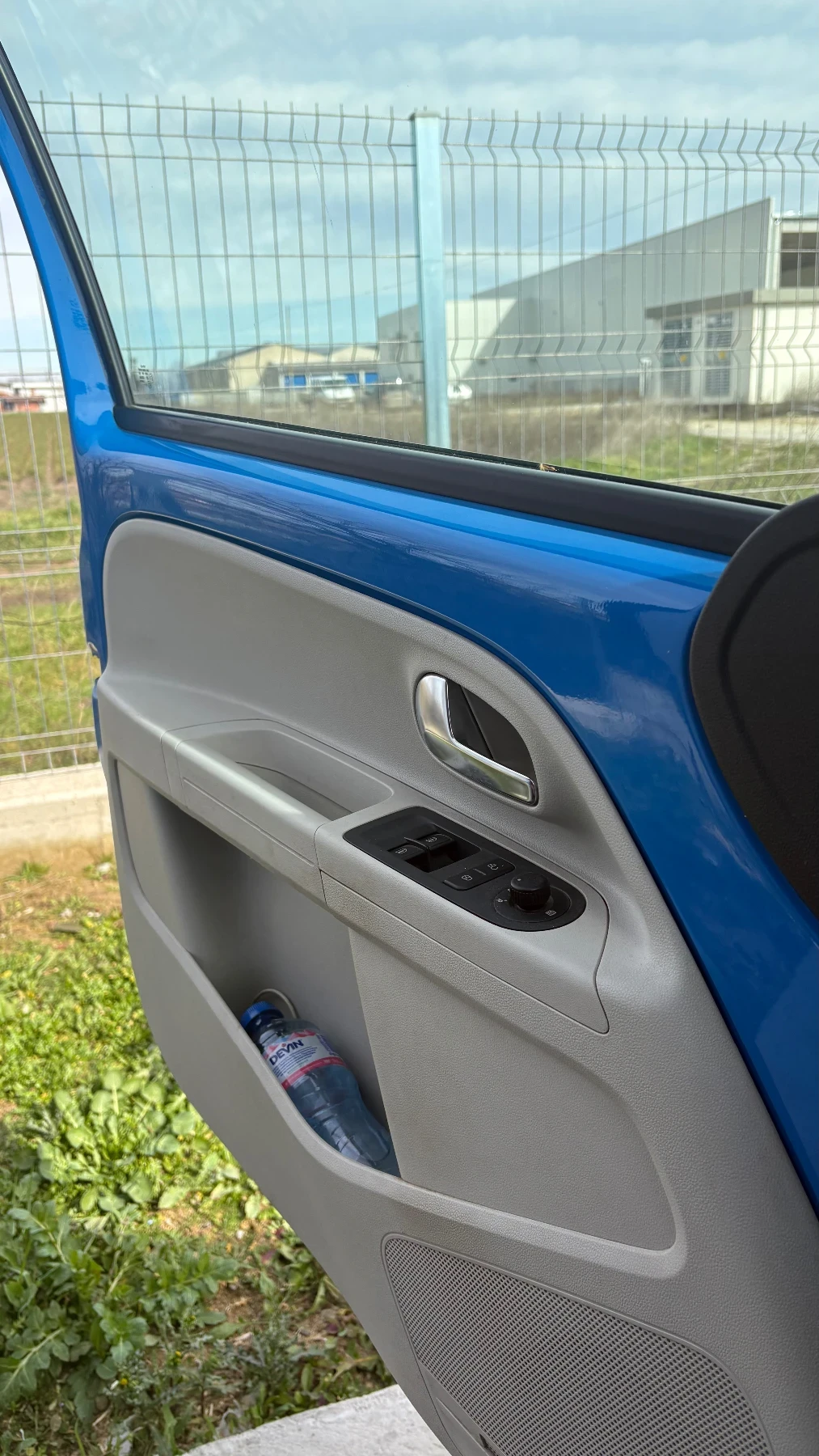 VW Up, снимка 10 - Автомобили и джипове - 53534844