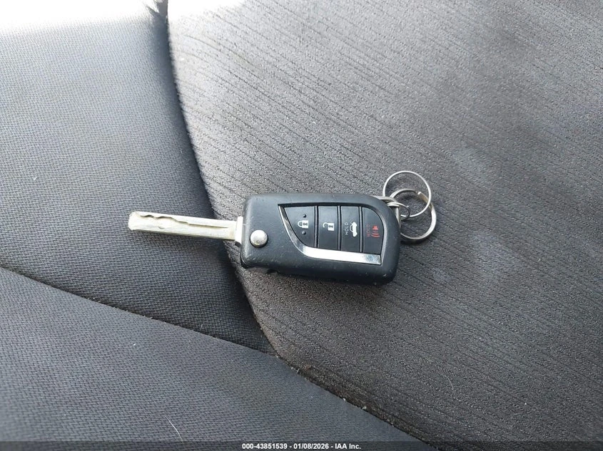 Toyota Camry 2.5l Le, снимка 11 - Автомобили и джипове - 53773985