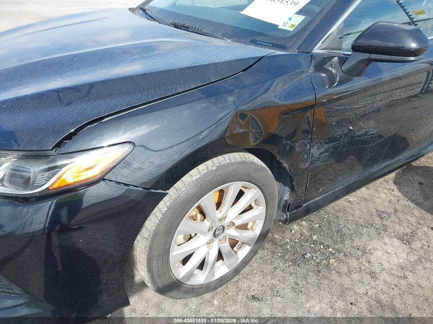 Toyota Camry 2.5l Le - изображение 6