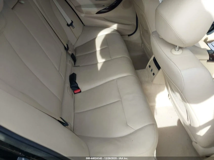 BMW 335, снимка 7 - Автомобили и джипове - 53895686