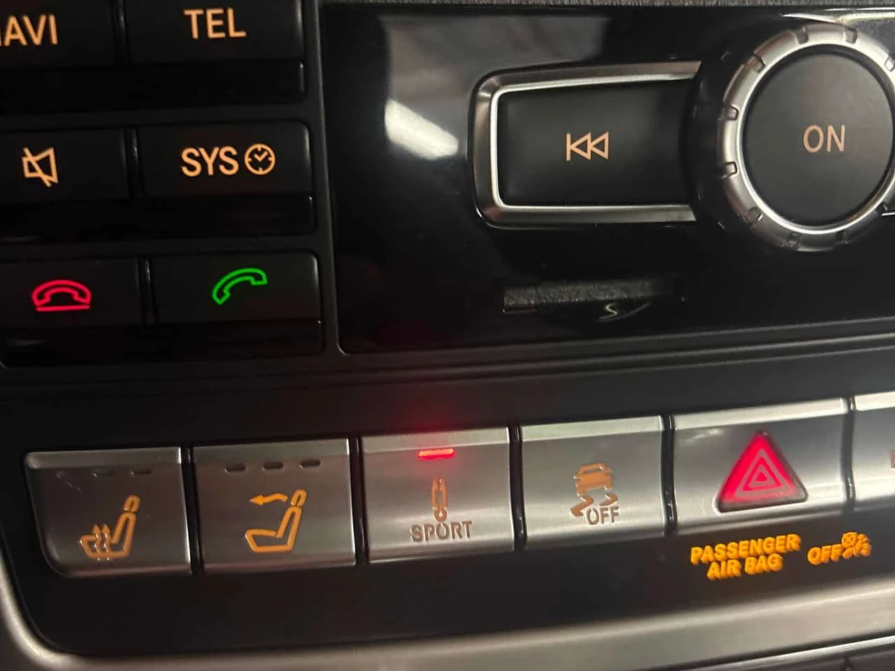 Mercedes-Benz SLK * 350 * 2 КЛЮЧА* ПОДГРЕВ* KEYLESS* , снимка 13 - Автомобили и джипове - 54456981