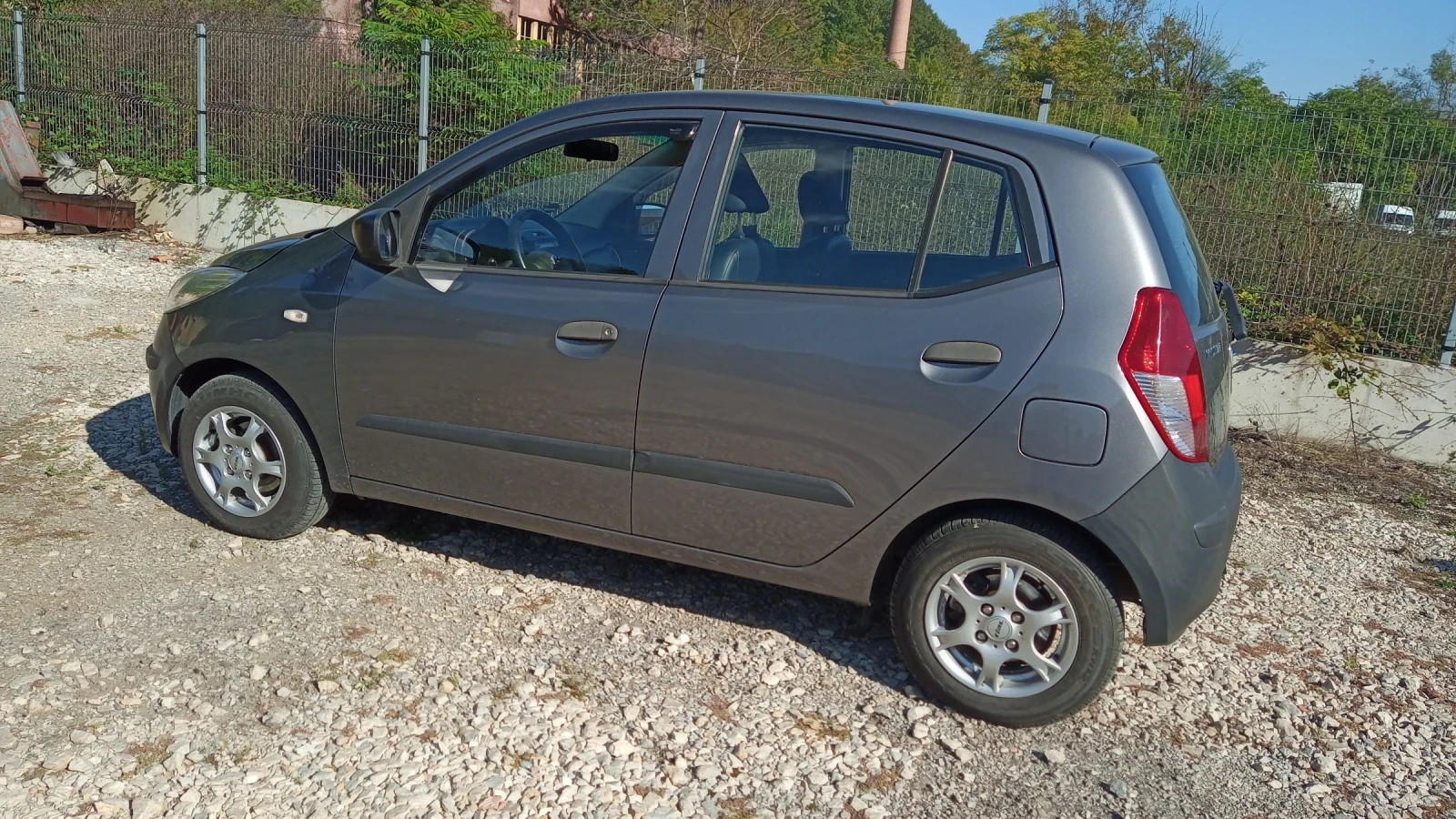 Hyundai I10, снимка 2 - Автомобили и джипове - 54562669
