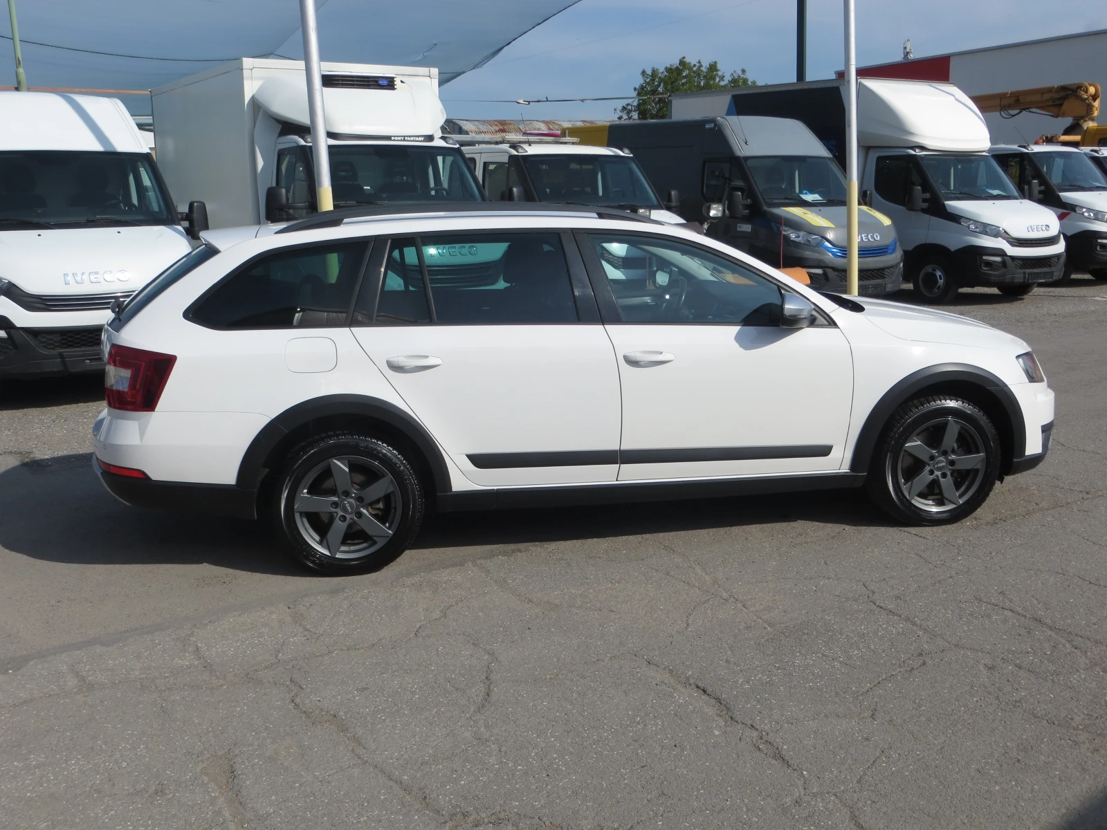Skoda Octavia SCOUT 4x4 | Mobile.bg � ����������� 5