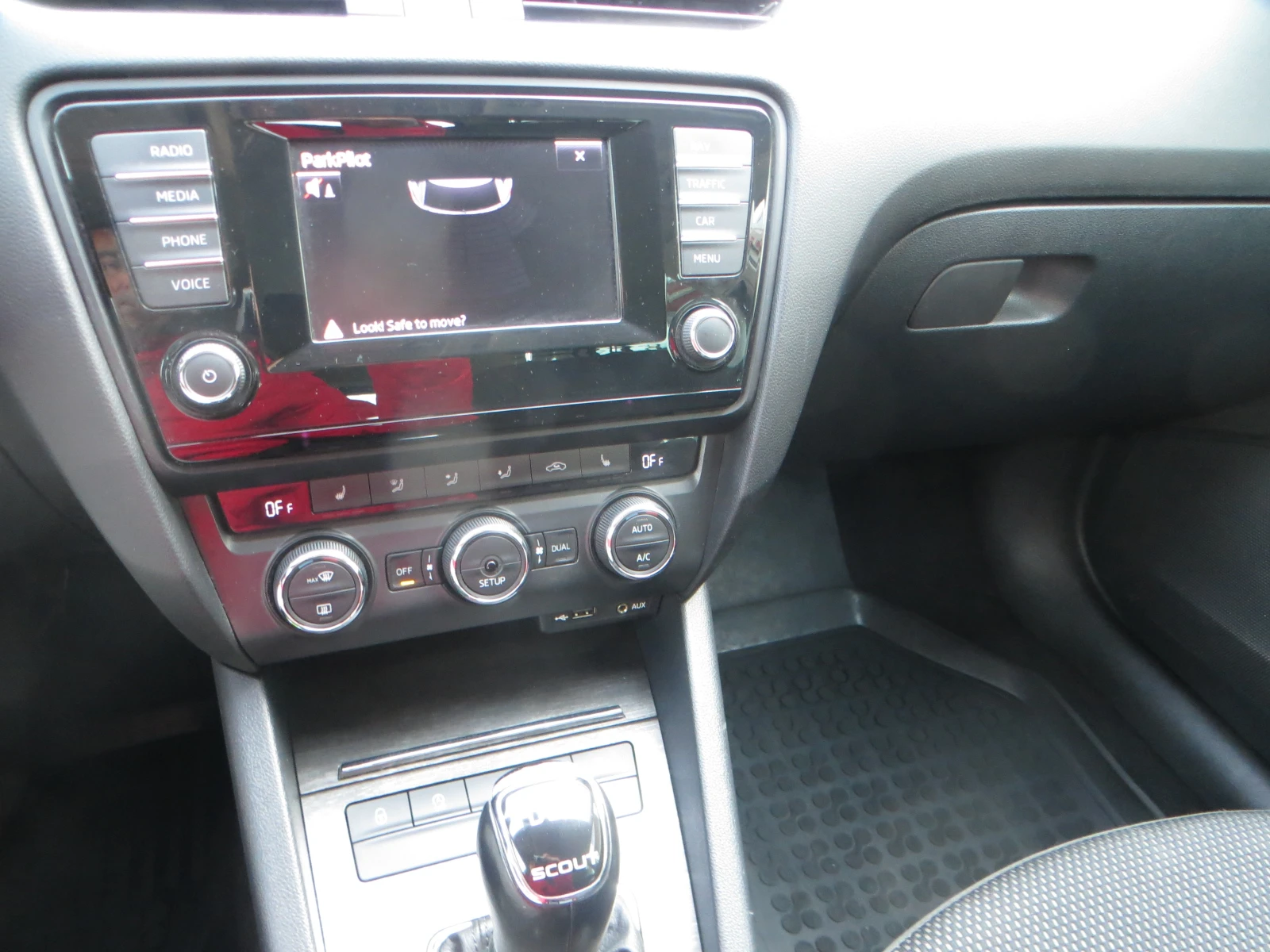 Skoda Octavia SCOUT 4x4 | Mobile.bg � ����������� 10