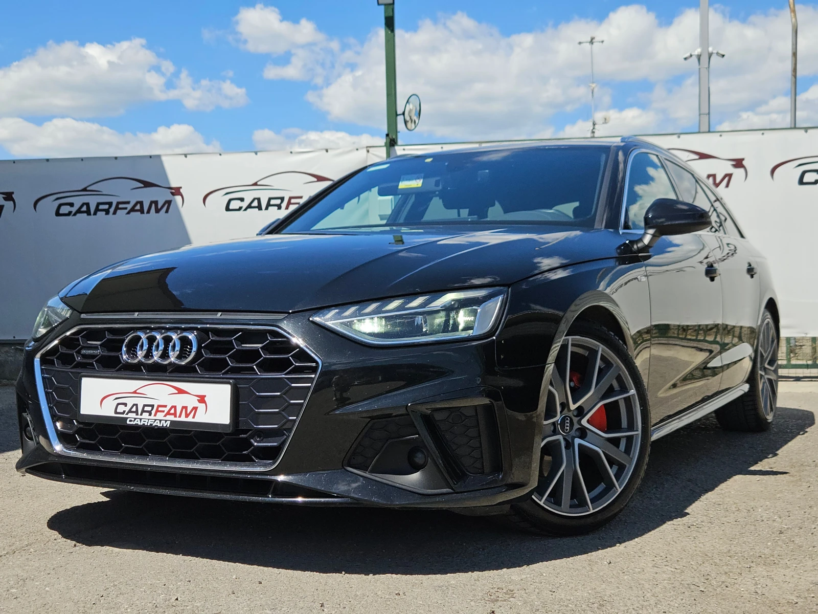 Audi A4 2.0TDI/3xSline/Quattro/Matrix/CARPLAY/МАСАЖ/ПАДГРЕ, снимка 7 - Автомобили и джипове - 54712562