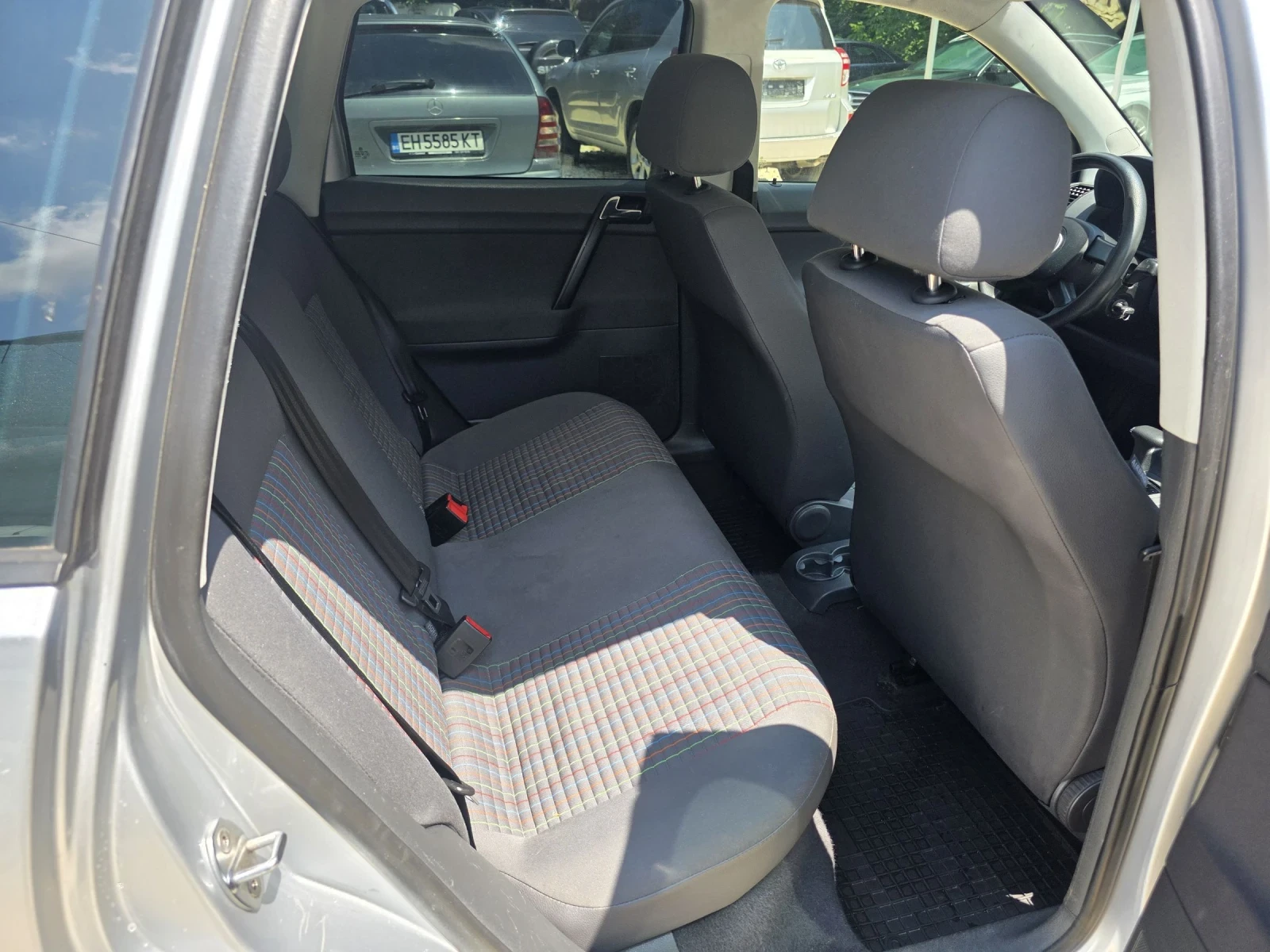 VW Polo 1.4 Автоматик, Камера, Навигация , снимка 14 - Автомобили и джипове - 55153290