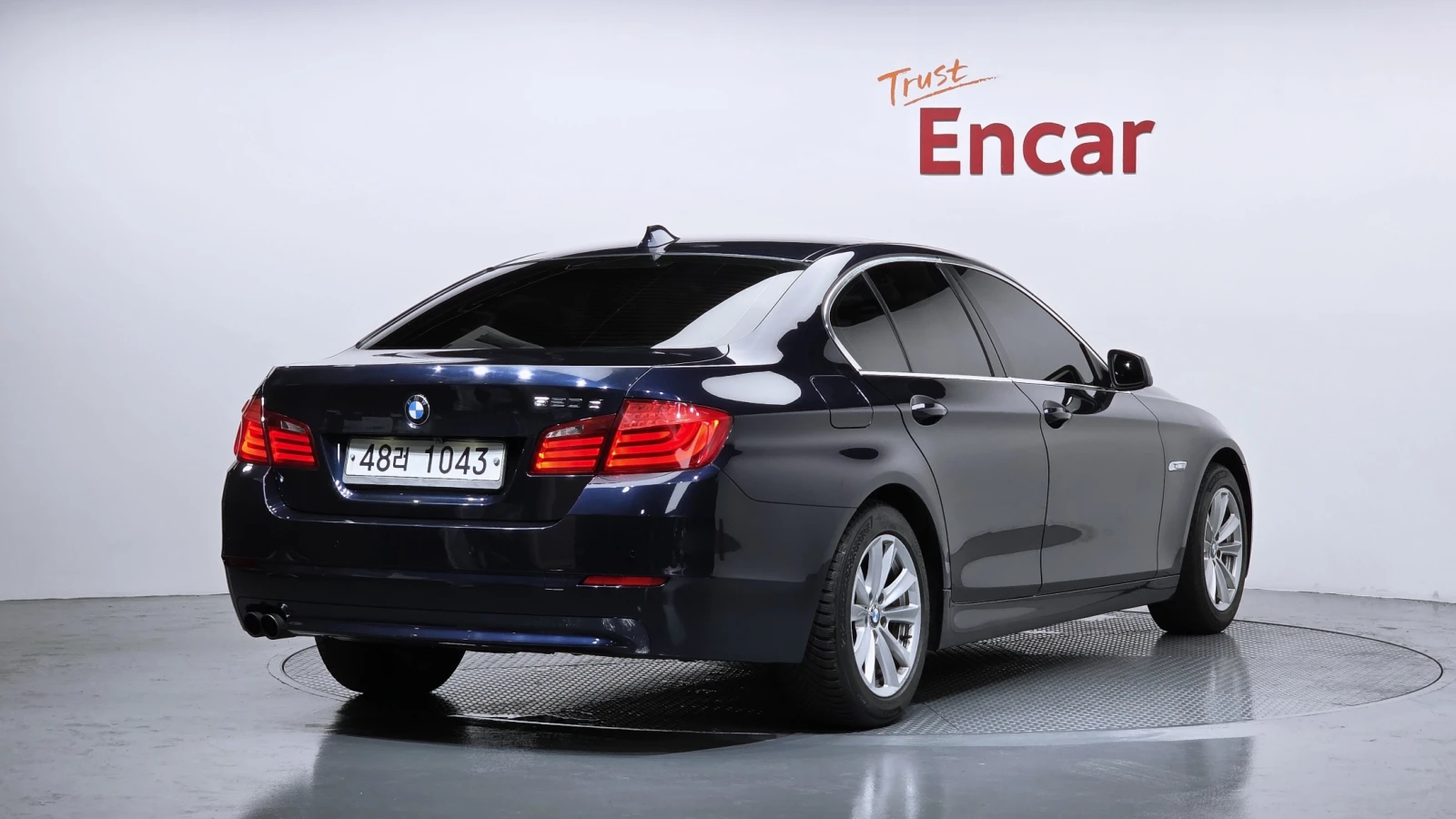 BMW 520 D, снимка 3 - Автомобили и джипове - 55404634