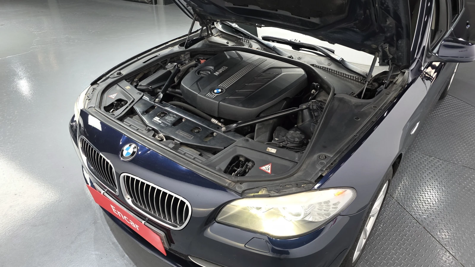 BMW 520 D, снимка 17 - Автомобили и джипове - 55404634