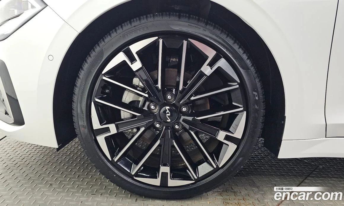 Kia K5 1.6 Turbo Signature, снимка 5 - Автомобили и джипове - 55669004