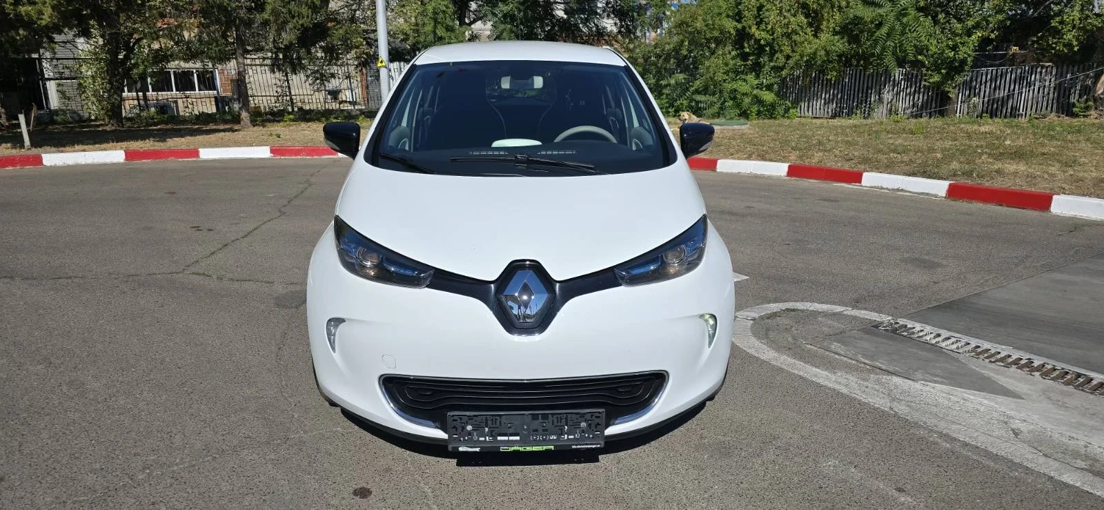 Renault Zoe Собствена батерия 43kw Навигация, снимка 8 - Автомобили и джипове - 55692300