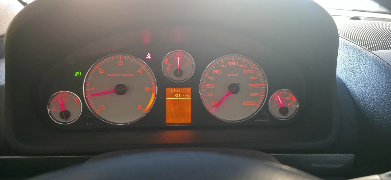 Peugeot 407 2.0 HDI (136 ks) , снимка 7 - Автомобили и джипове - 55772647