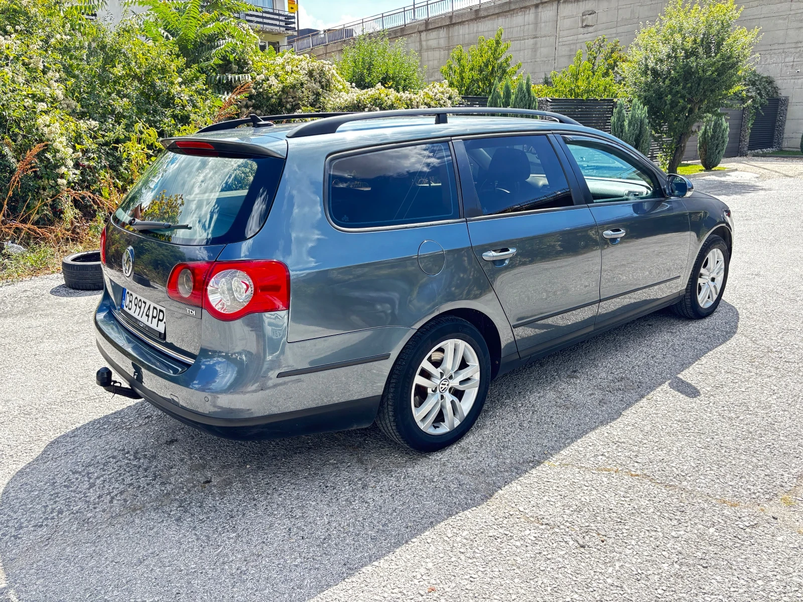 VW Passat 2.0 TDI 110 коня, снимка 6 - Автомобили и джипове - 55952163