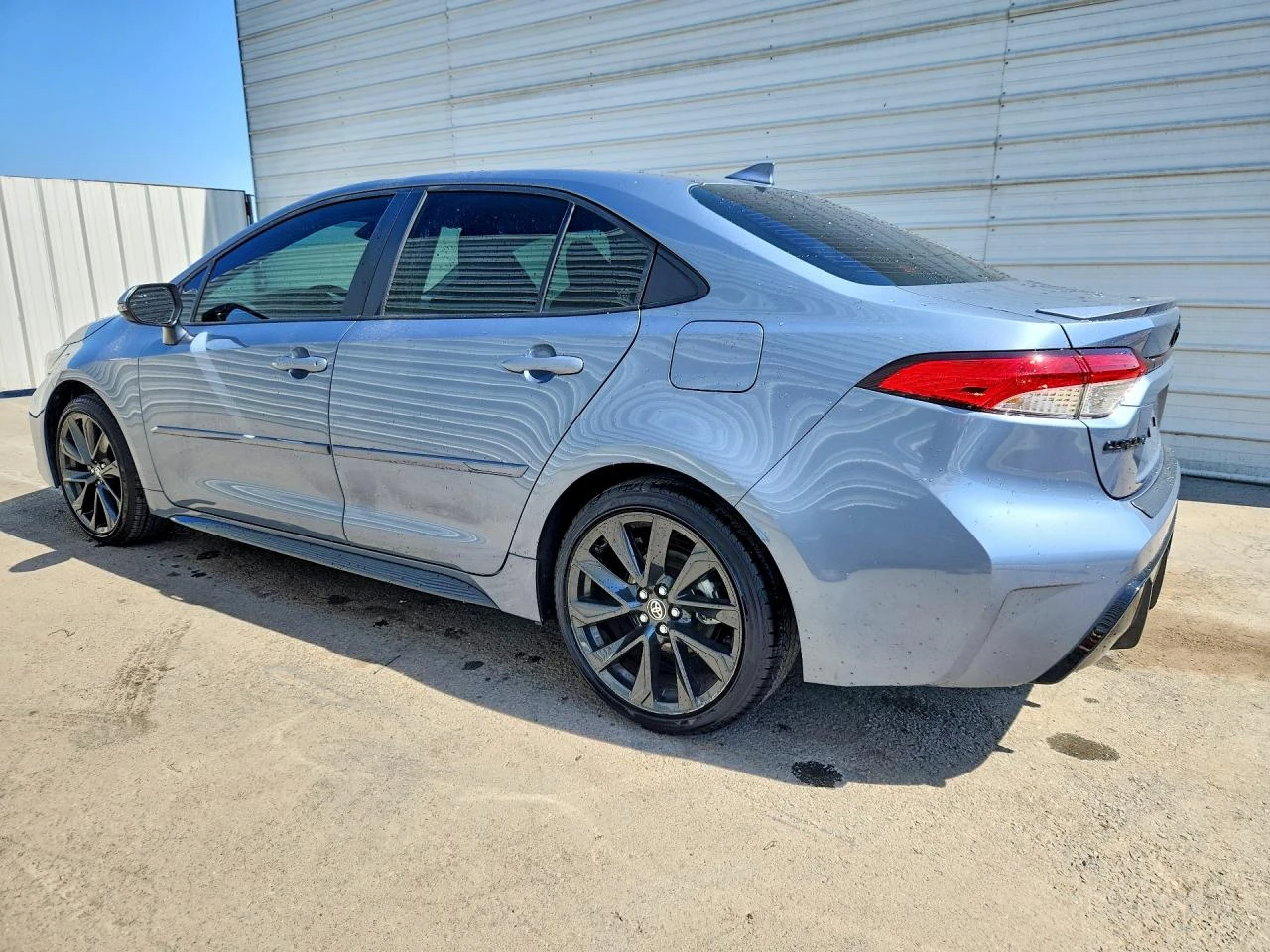 Toyota Corolla 2.0l Se, снимка 2 - Автомобили и джипове - 56042778