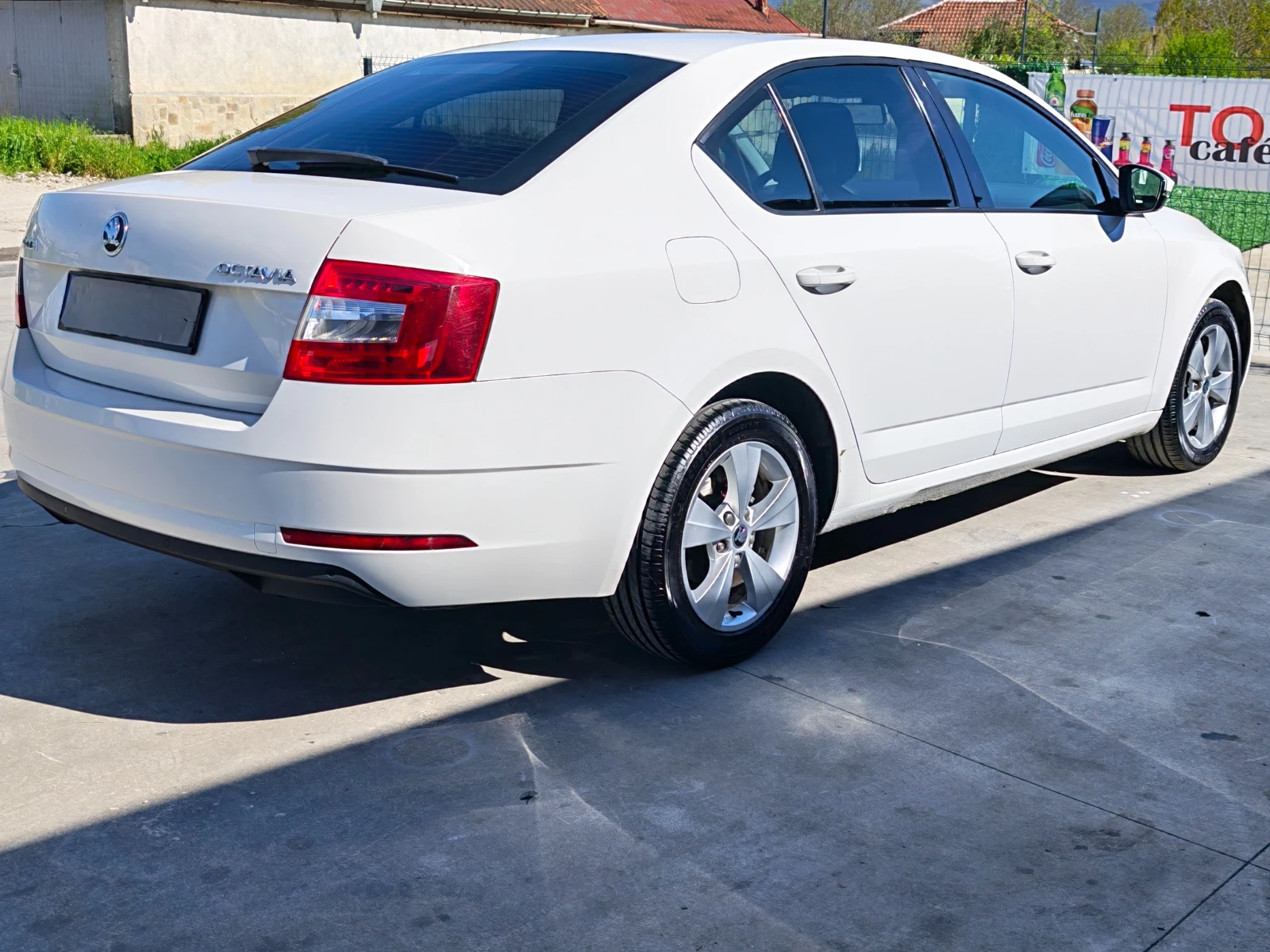 Skoda Octavia 1.6TDI  Euro6, снимка 2 - Автомобили и джипове - 56151625