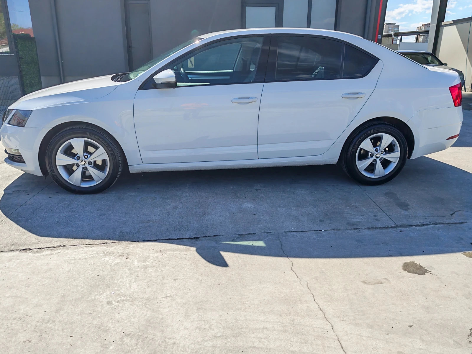 Skoda Octavia 1.6TDI  Euro6, снимка 4 - Автомобили и джипове - 56151625
