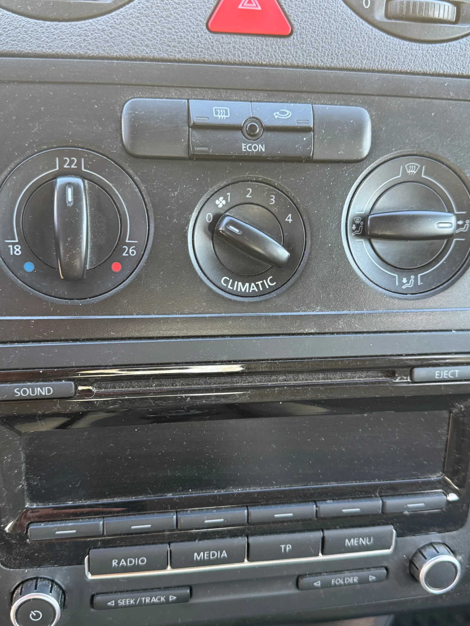 VW Caddy Life, снимка 4 - Автомобили и джипове - 56294995