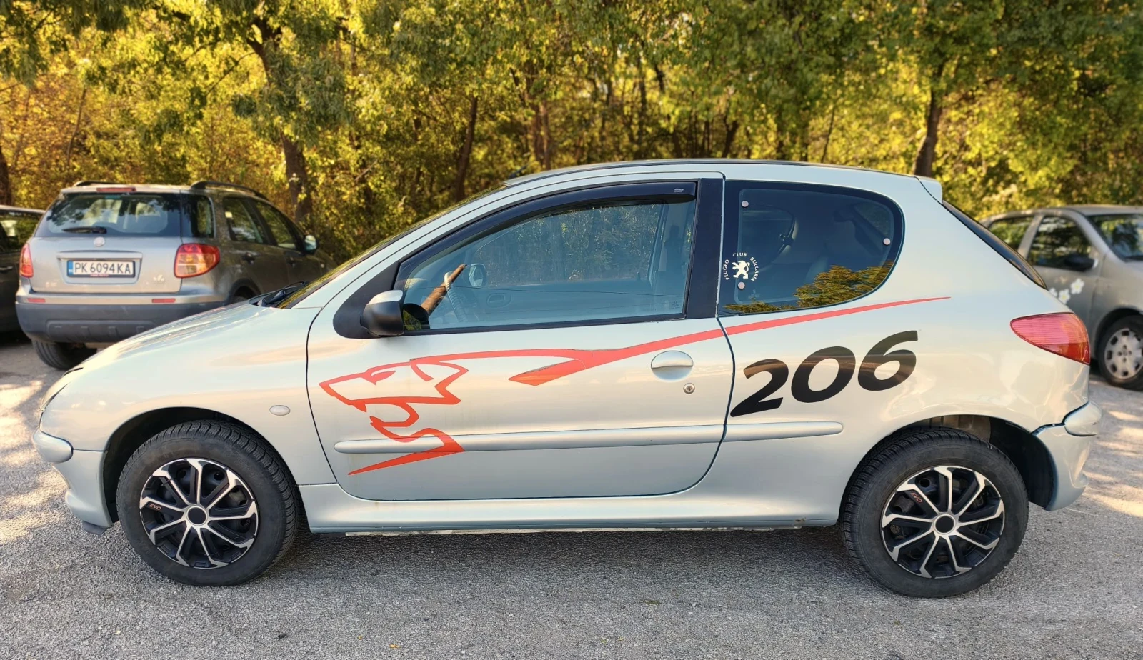 Peugeot 206 1, 1i бензин, снимка 2 - Автомобили и джипове - 56327851