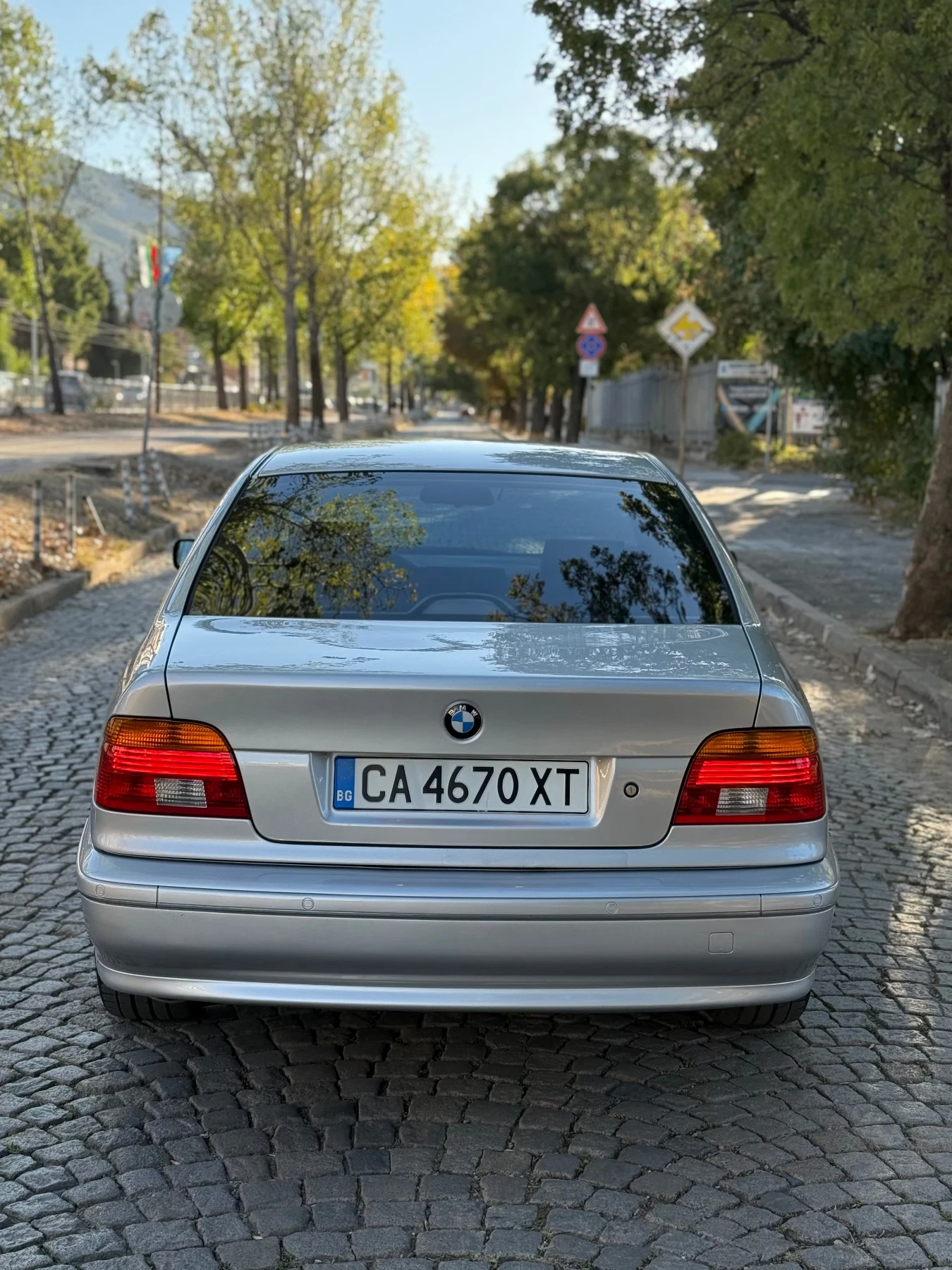 BMW 535 iA, снимка 5 - Автомобили и джипове - 56400623