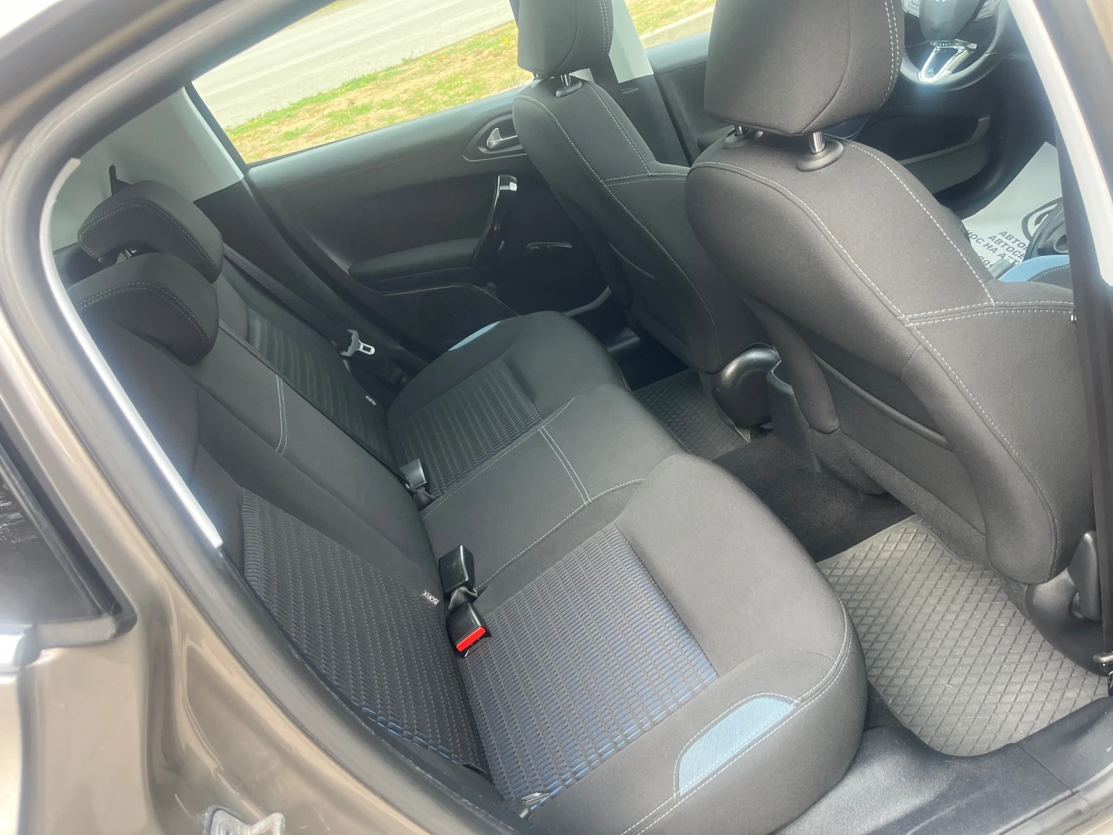 Peugeot 208 6��* ��������* ��������* 1.6eHdi* 115 | Mobile.bg � ����������� 17