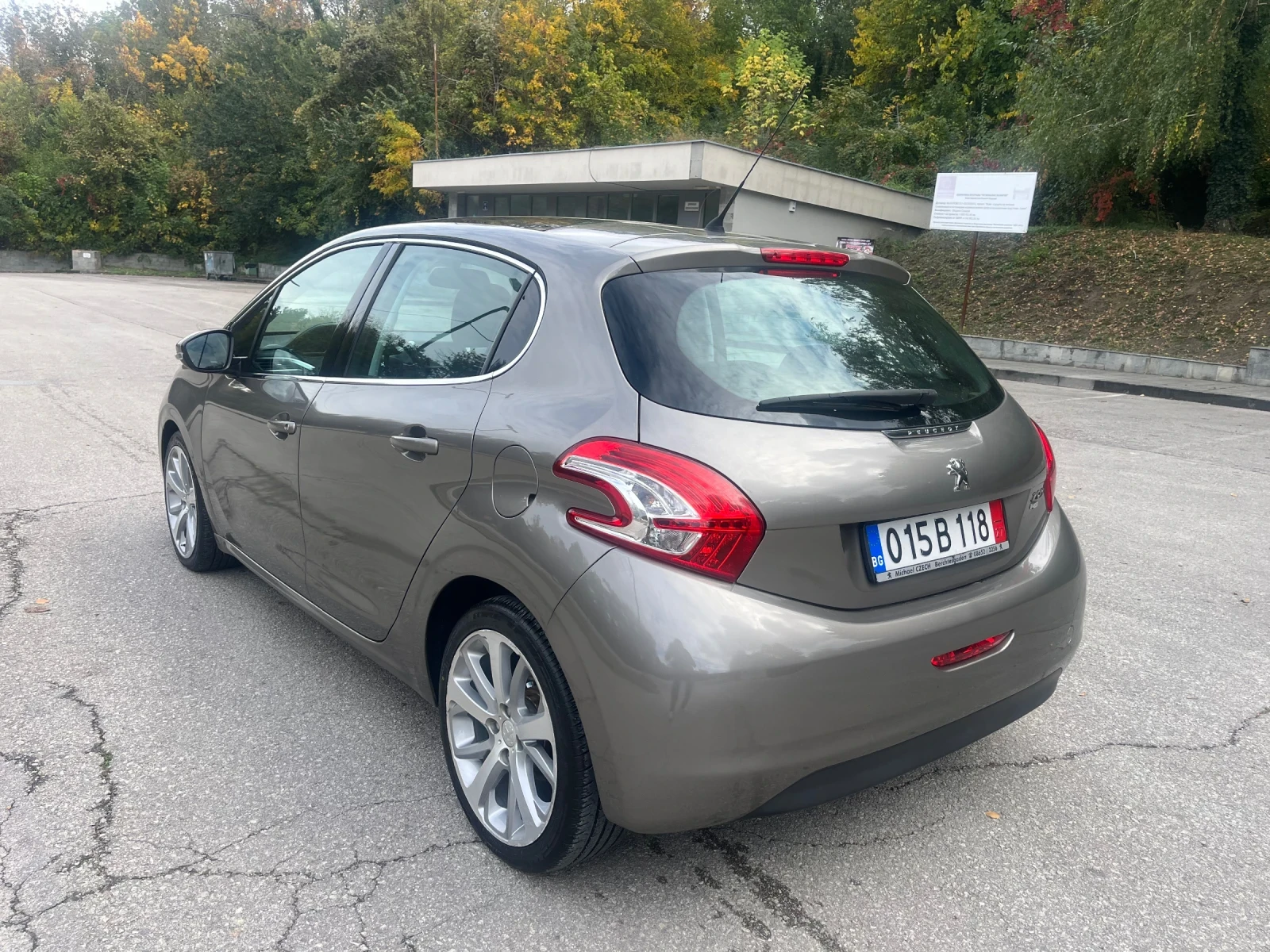Peugeot 208 6��* ��������* ��������* 1.6eHdi* 115 | Mobile.bg � ����������� 5