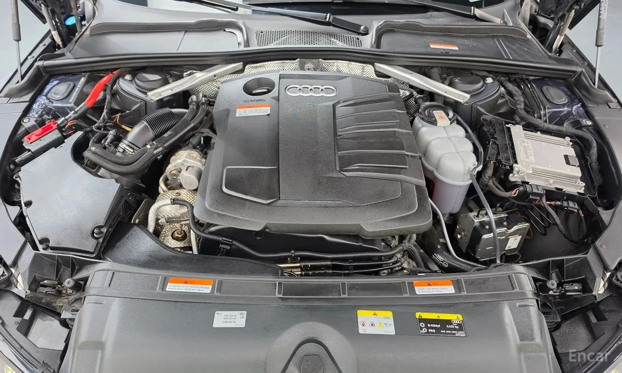 Audi A4 * 40 TDI Quattro Premium * , снимка 6 - Автомобили и джипове - 56734770