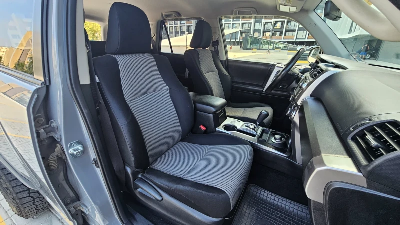 Toyota 4runner SR5, снимка 13 - Автомобили и джипове - 51120556